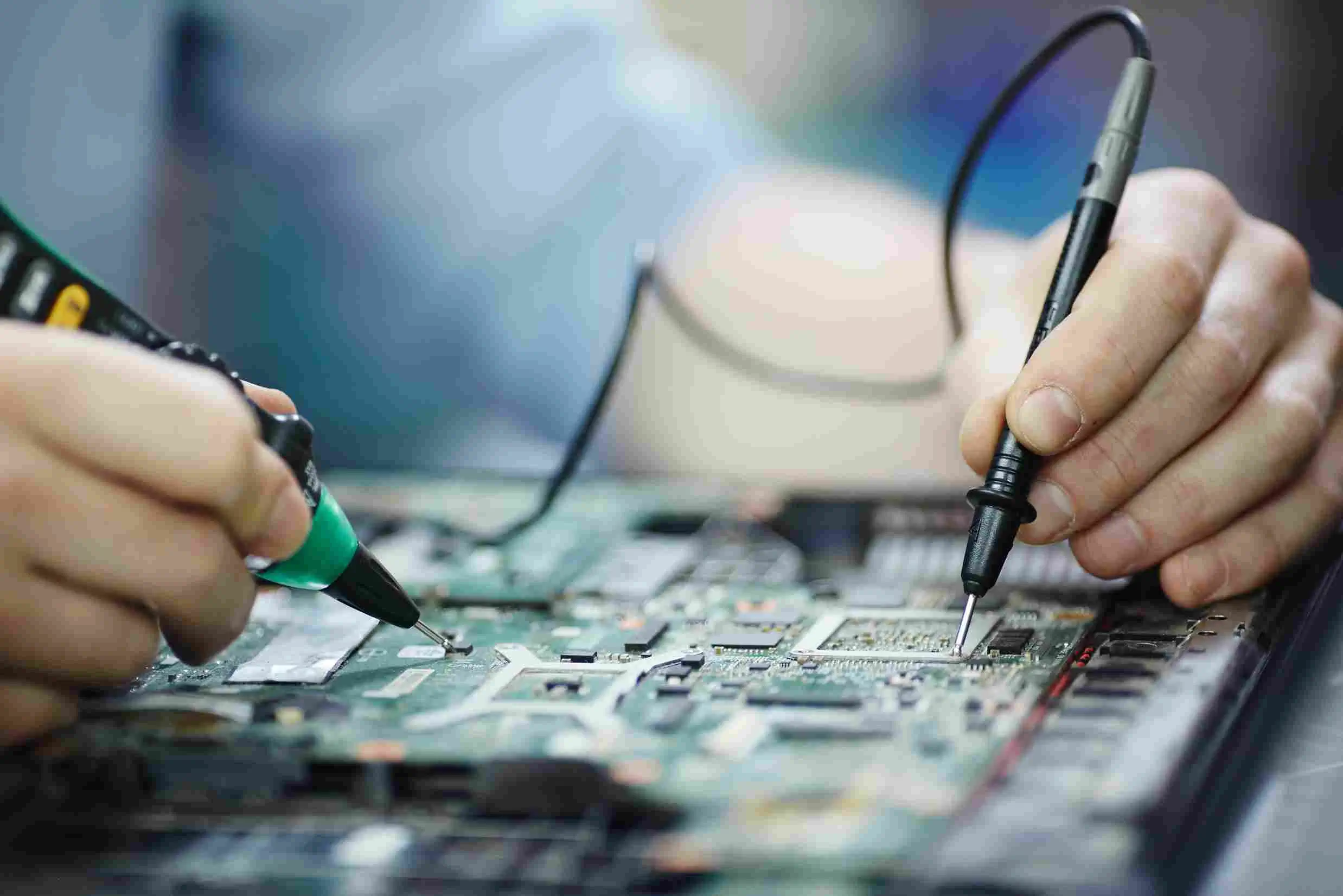 Outsourcing Electronics Manufacturing: What OEMs Need to Know